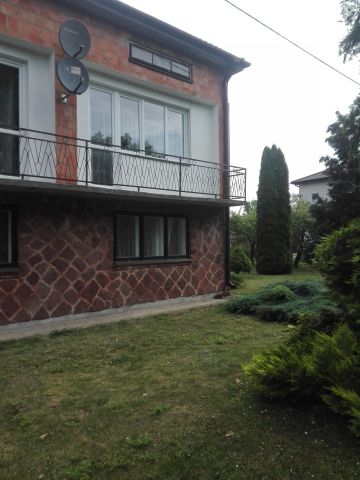 dom wolnostojący Tarnówek. Zdjęcie 1