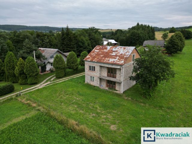 dom wolnostojący, 5 pokoi Falejówka. Zdjęcie 1