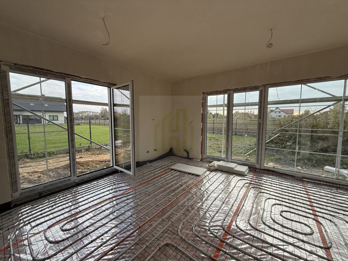 bliźniak, 4 pokoje Nieporęt, ul. Małołęcka. Zdjęcie 4