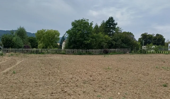 Działka budowlana Ostroszowice