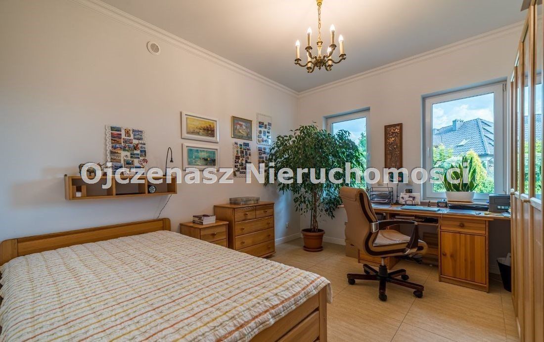 dom wolnostojący, 4 pokoje Murowaniec. Zdjęcie 9