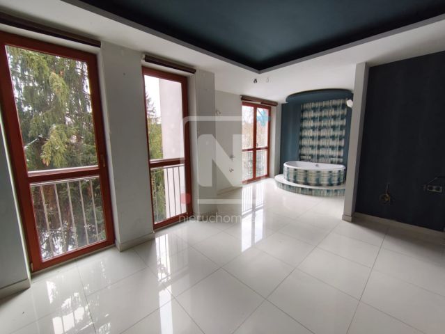 Mieszkanie 4-pokojowe Warszawa Włochy, ul. Pana Tadeusza. Zdjęcie 5