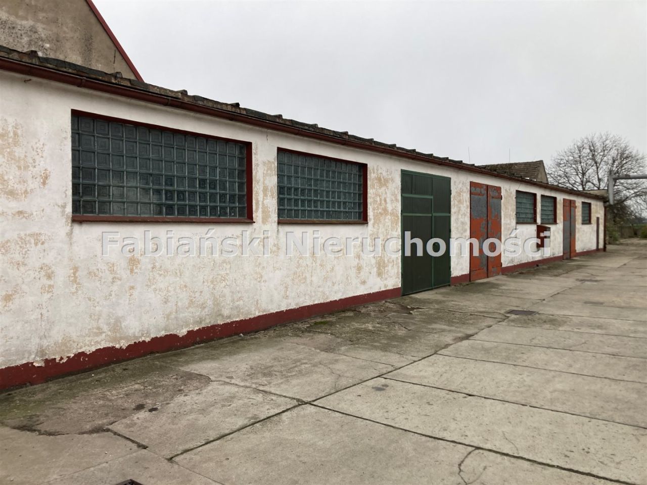 Hala/magazyn Lubiechowo. Zdjęcie 3