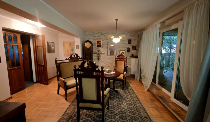 dom wolnostojący, 7 pokoi Zgierz Chełmy, ul. Topolowa