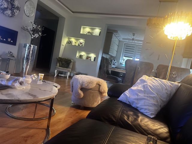 dom wolnostojący Złotniki. Zdjęcie 7