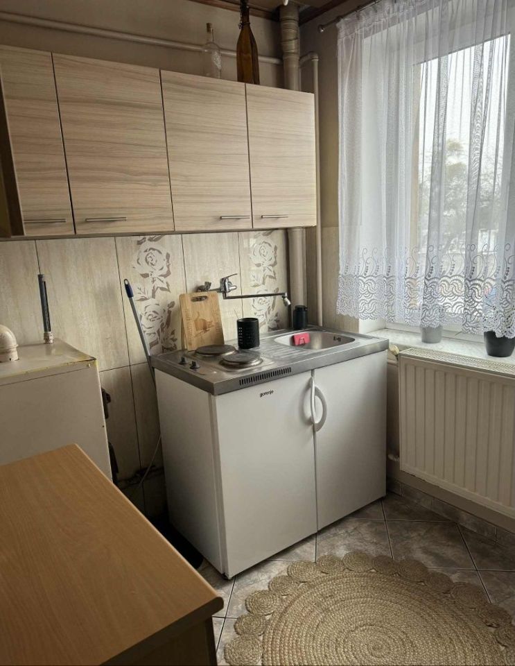 Mieszkanie 1-pokojowe Daleszynek. Zdjęcie 3