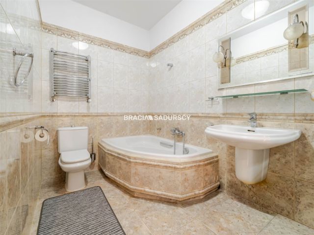 Mieszkanie 4-pokojowe Kraków Kozłówek, ul. prof. Tadeusza Seweryna. Zdjęcie 15