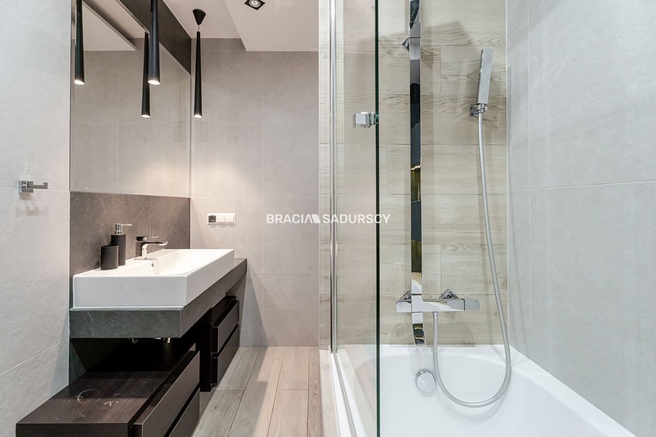 Mieszkanie 3-pokojowe Kraków Swoszowice, ul. Leona Petrażyckiego. Zdjęcie 12