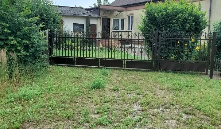 dom wolnostojący, 2 pokoje Wąchock, ul. Partyzantów