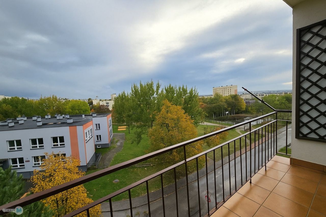 Mieszkanie 3-pokojowe Kielce Uroczysko. Zdjęcie 3