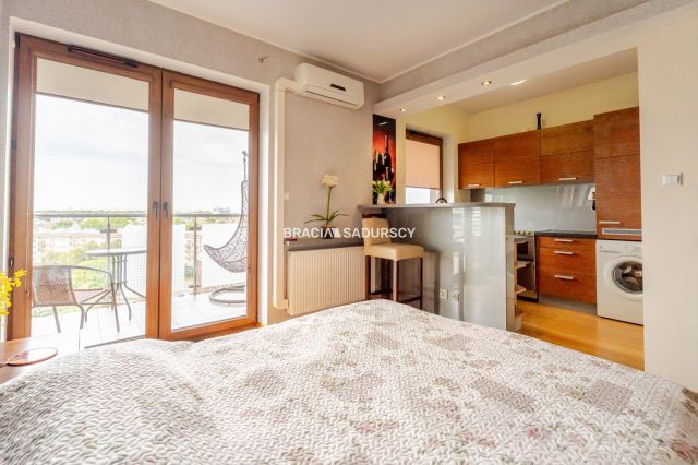 Mieszkanie 4-pokojowe Kraków Grzegórzki, ul. płk. Francesco Nullo. Zdjęcie 4