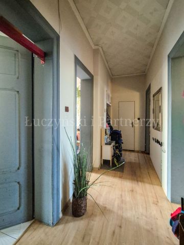 Mieszkanie 3-pokojowe Jelenia Góra, ul. Leona Wyczółkowskiego. Zdjęcie 1