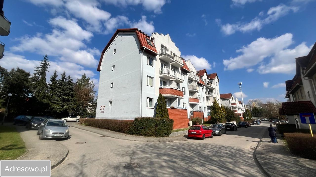 Mieszkanie 3-pokojowe Poznań Grunwald, ul. Przepiórcza. Zdjęcie 1