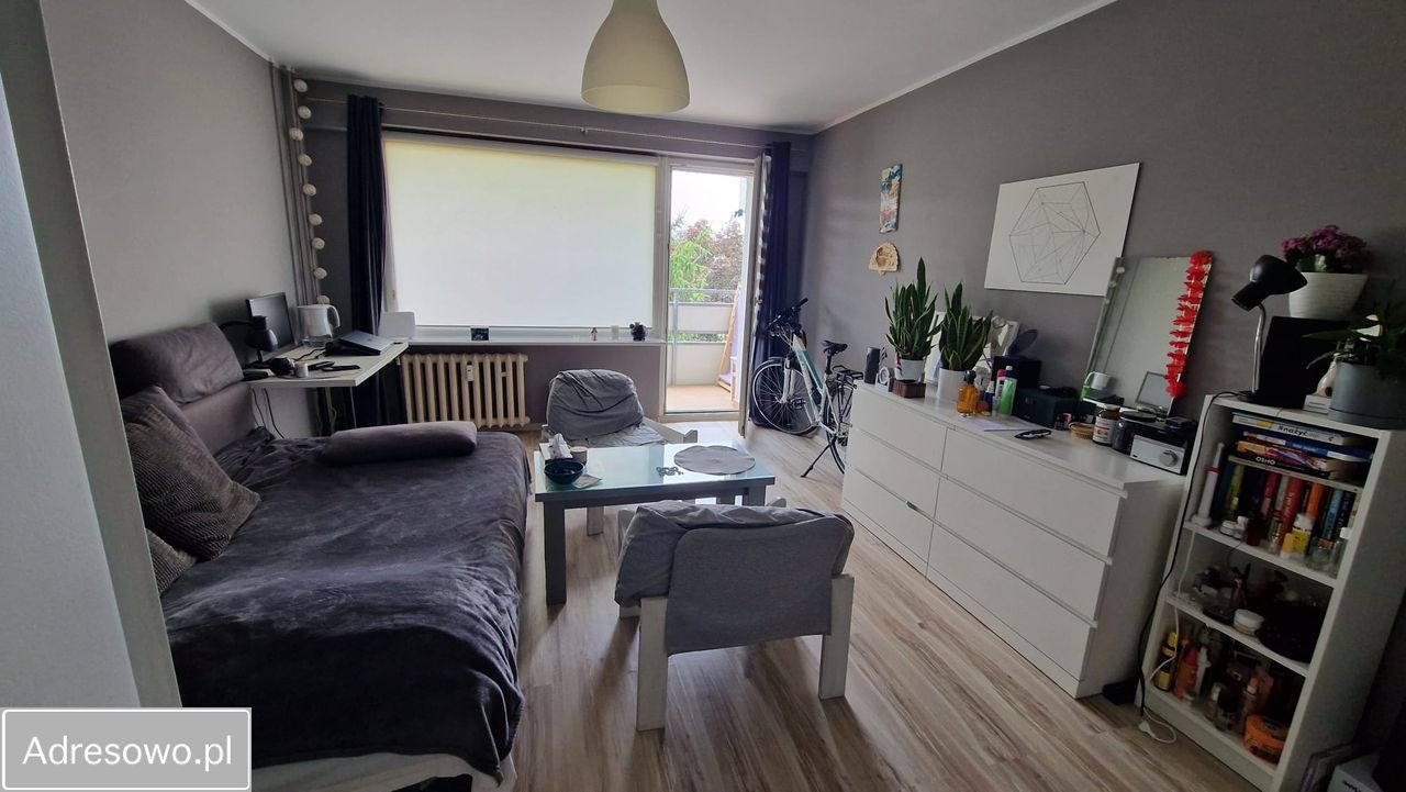 Mieszkanie 3-pokojowe Poznań Nowe Miasto. Zdjęcie 3