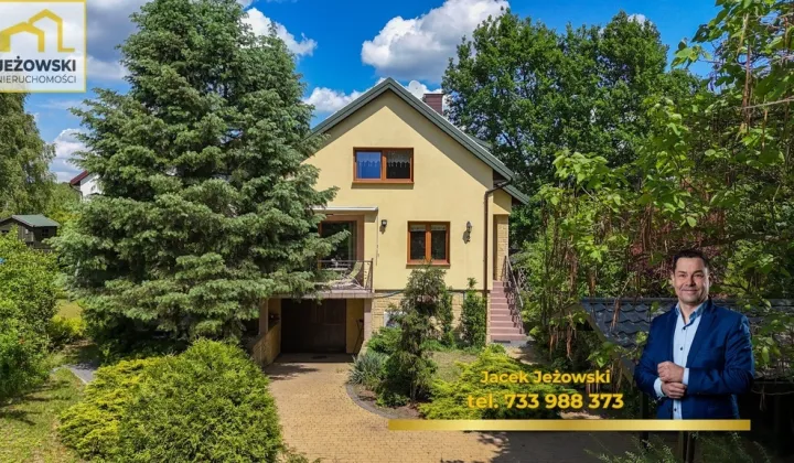 dom wolnostojący, 4 pokoje Janowiec, ul. Jana Kochanowskiego