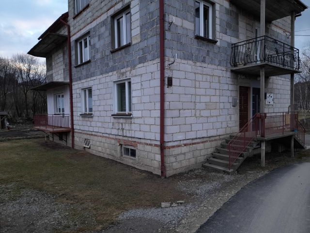 Mieszkanie 5-pokojowe Jasienica Rosielna. Zdjęcie 1