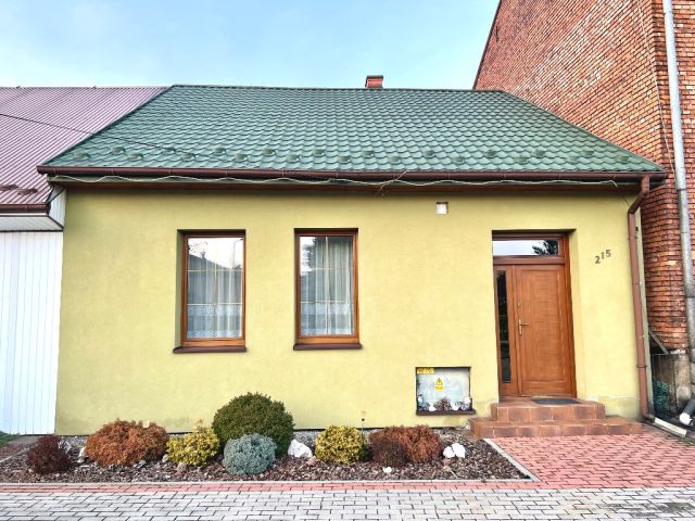 dom wolnostojący, 3 pokoje Uście Solne. Zdjęcie 1