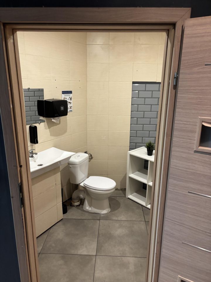 Lokal Wrocław Śródmieście, ul. Komuny Paryskiej. Zdjęcie 6