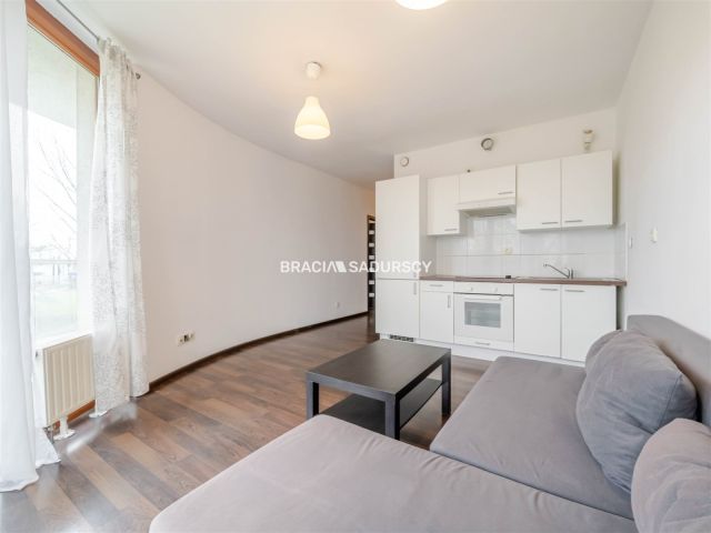 Mieszkanie 3-pokojowe Kraków Krowodrza, ul. Krowoderskich Zuchów. Zdjęcie 4