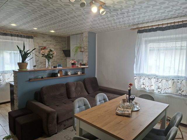dom wolnostojący, 3 pokoje Jugów Jastrzębiec, ul. Grzybowska. Zdjęcie 1