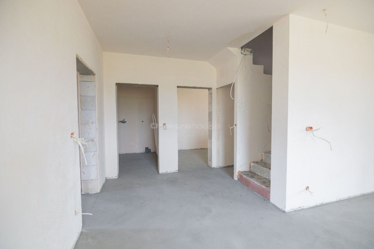 dom wolnostojący, 6 pokoi Płocochowo. Zdjęcie 10