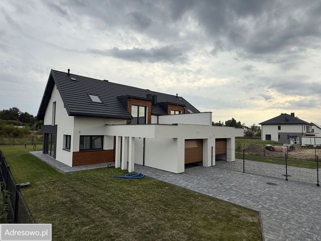 bliźniak, 5 pokoi Stara Wieś, ul. Łosia. Zdjęcie 1