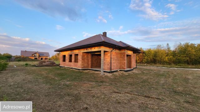 dom wolnostojący, 4 pokoje Pilchów, ul. Spacerowa. Zdjęcie 1