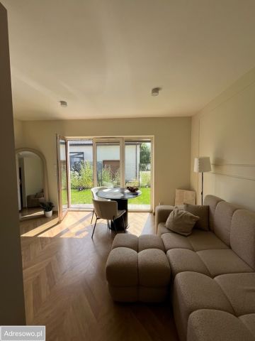 Mieszkanie 2-pokojowe Trąbki Wielkie. Zdjęcie 1