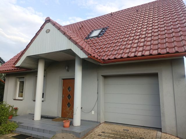 dom wolnostojący, 4 pokoje Głuchołazy, Osiedle Pionierów. Zdjęcie 1