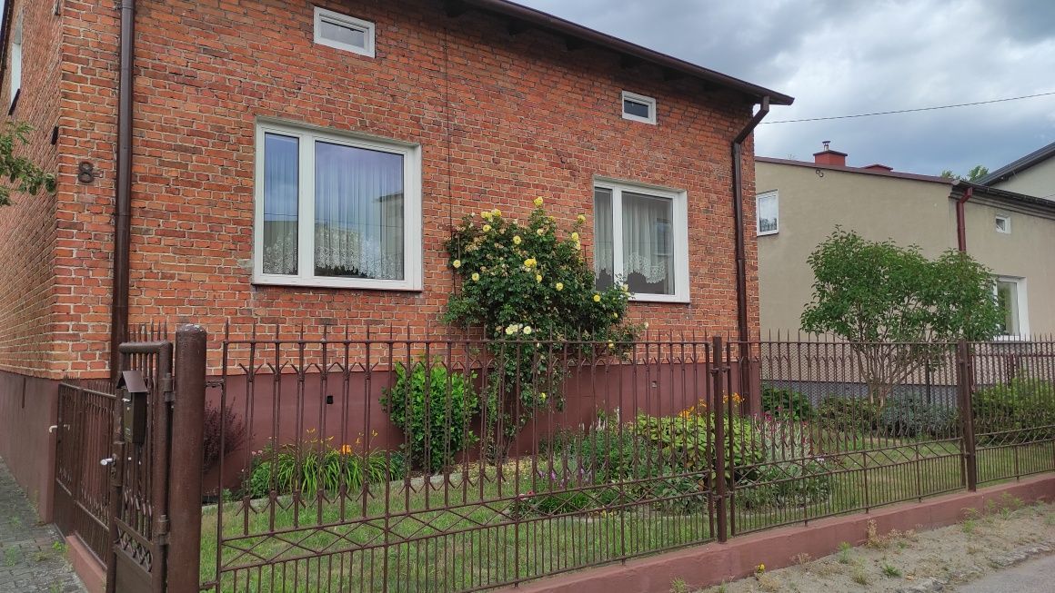 dom wolnostojący, 3 pokoje Zelów, ul. Władysława Sikorskiego. Zdjęcie 1