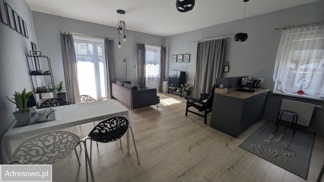 Mieszkanie 3-pokojowe Kiełczów, ul. Polna. Zdjęcie 1