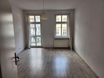 Mieszkanie 3-pokojowe Poznań Rynek Wildecki, ul. św. Czesława. Zdjęcie 2