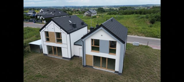 bliźniak, 5 pokoi Białystok Fasty. Zdjęcie 2