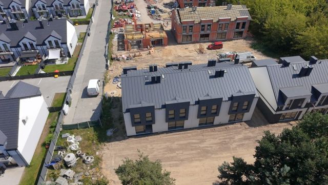 bliźniak, 4 pokoje Janki. Zdjęcie 9