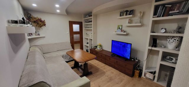 Mieszkanie 3-pokojowe Konstantynów Łódzki. Zdjęcie 1