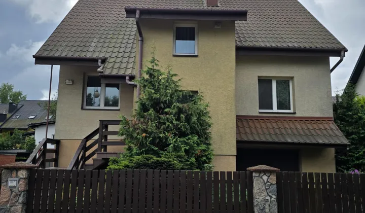 dom wolnostojący, 6 pokoi Ostrołęka Pomian, ul. Brzoskwiniowa