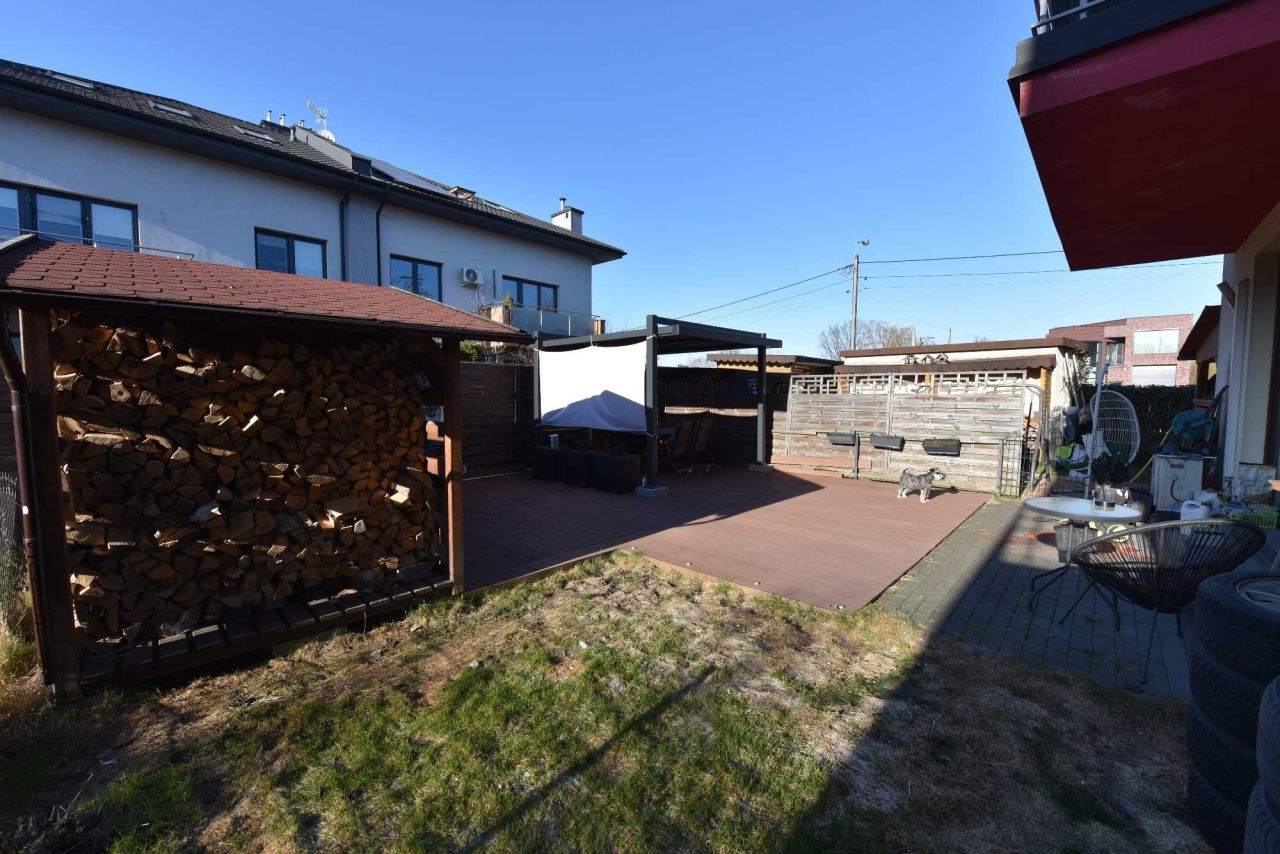 Mieszkanie 4-pokojowe Marki. Zdjęcie 2