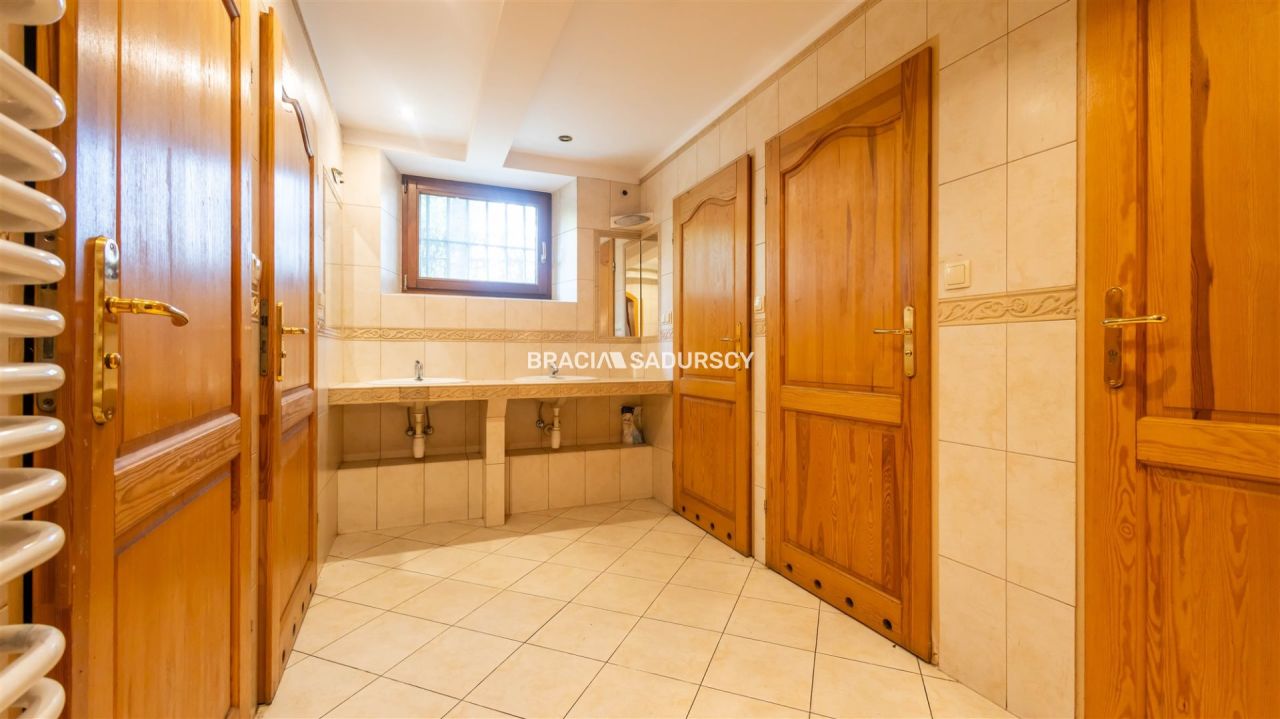 dom wolnostojący, 13 pokoi Kraków Prądnik Czerwony, ul. Pocieszka. Zdjęcie 14