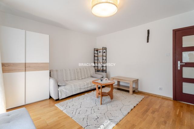 Mieszkanie 3-pokojowe Kraków Podgórze, ul. Myśliwska. Zdjęcie 3