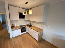 Mieszkanie 3-pokojowe Skierniewice, ul. Adama Mickiewicza. Zdjęcie 1