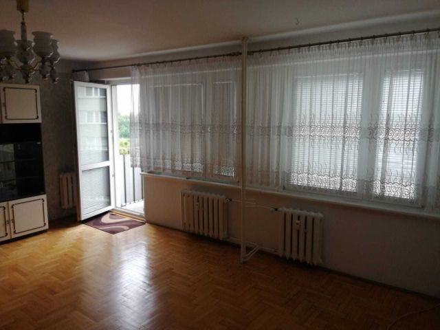 Mieszkanie 3-pokojowe Gniezno, os. Piastowskie. Zdjęcie 1