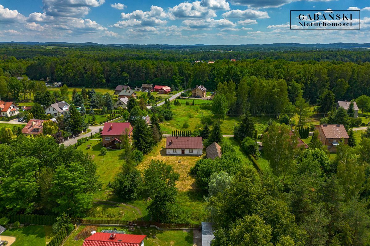 dom wolnostojący, 5 pokoi Ładna. Zdjęcie 3