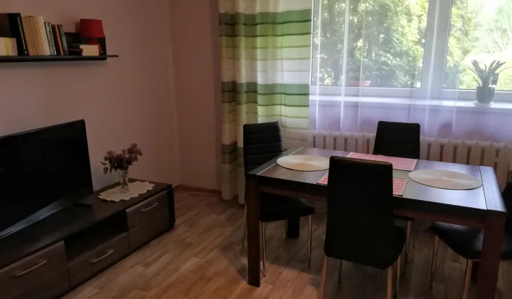 dom wolnostojący, 10 pokoi Rzozów