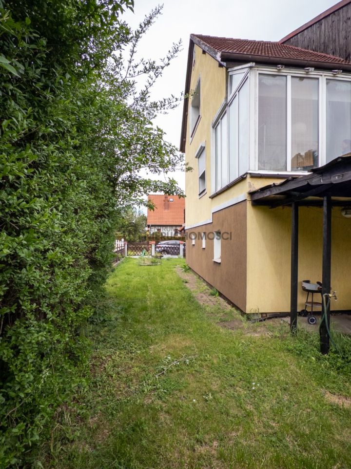 dom wolnostojący, 6 pokoi Legnica, ul. Rumiankowa. Zdjęcie 3
