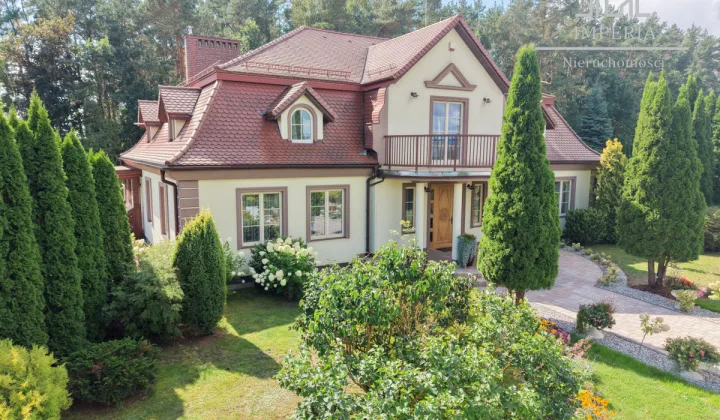 dom wolnostojący, 8 pokoi Koźmin