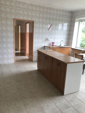 dom wolnostojący, 11 pokoi Barchów. Zdjęcie 1