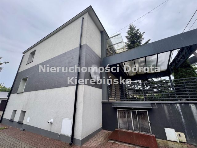 dom wolnostojący, 5 pokoi Tomaszów Mazowiecki, ul. Mazowiecka. Zdjęcie 17