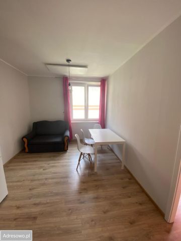 Mieszkanie 2-pokojowe Zabrze Helenka, ul. Ludwiki Wawrzyńskiej. Zdjęcie 1