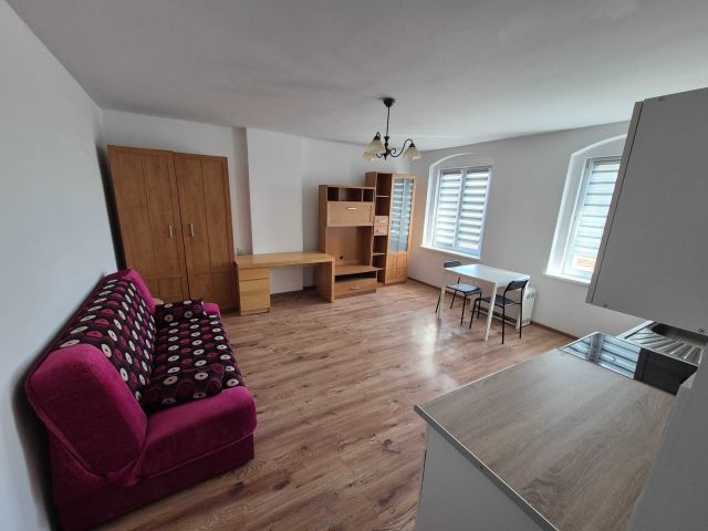 Mieszkanie 1-pokojowe Świdnica. Zdjęcie 1