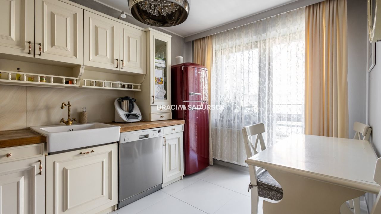 dom wolnostojący, 12 pokoi Myślenice, ul. gen. Józefa Wybickiego. Zdjęcie 8